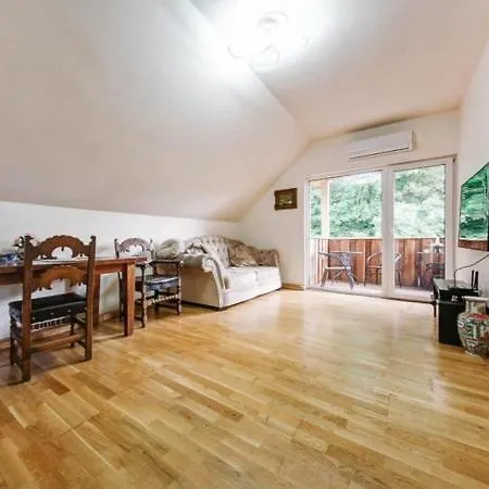 Apartament Near The Old Town