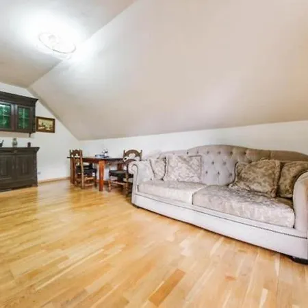 Апартаменты Near The Old Town Вильнюс